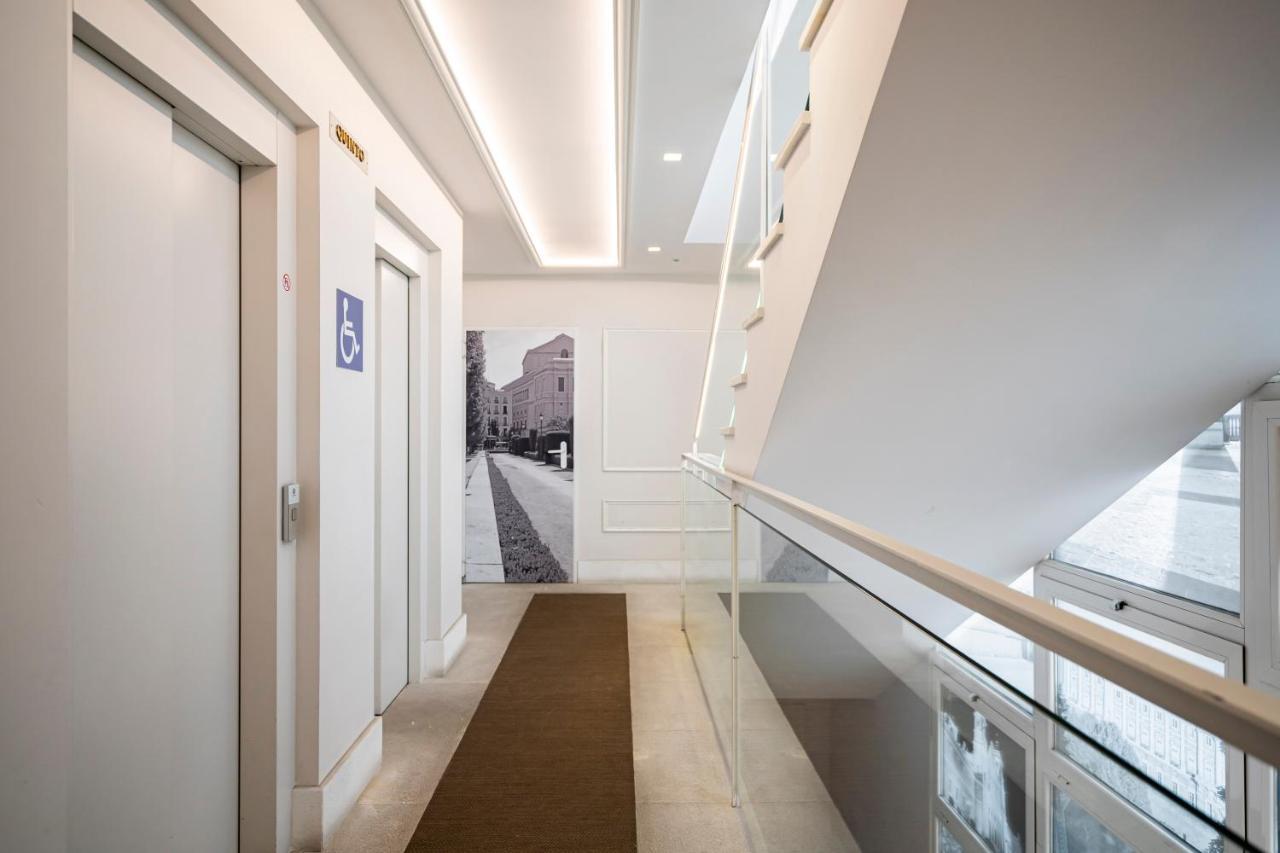 For You Rentals Temporal Royal Palace Csv40 Madrid Exterior photo